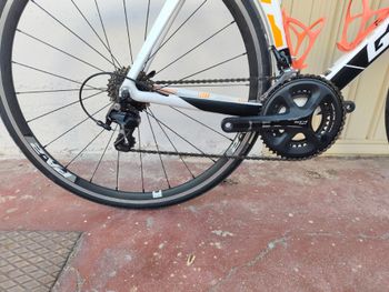 Used Giant Propel Shimano 105 2018 Road & Gravel, Weiß — image 2 of 7