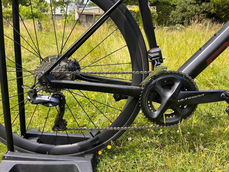 Used BMC Roadmachine 01 FOUR 2021 2021 Road & Gravel, Black — image 11 of 13
