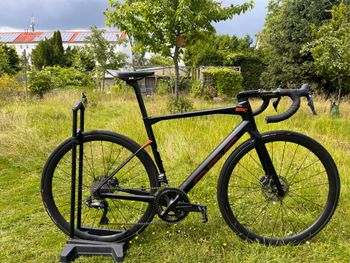 Used BMC Roadmachine 01 FOUR 2021 2021 Road & Gravel