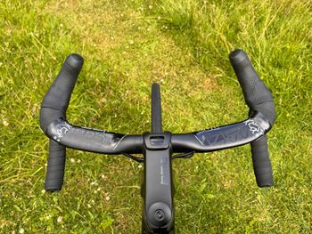 Used BMC Roadmachine 01 FOUR 2021 2021 Road & Gravel, Black — image 5 of 13