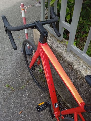 Scott Speedster Shimano Sora 2023 Road & Gravel usato, Rosso — immagine 6 di 11