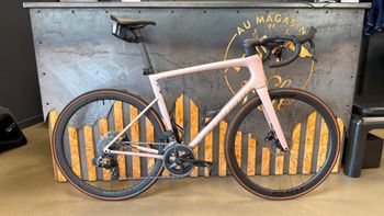 Used Specialized Tarmac SL8 Expert - SRAM Rival AXS 2024 Frameset 2024 Road & Gravel