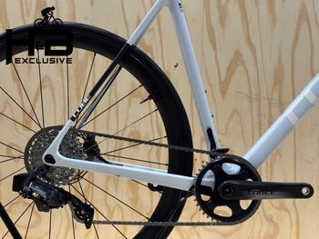 Used CUBE Cross Race C:68X SLT Carbon Sram Force AXS 2022 Road & Gravel, White — image 3 of 12