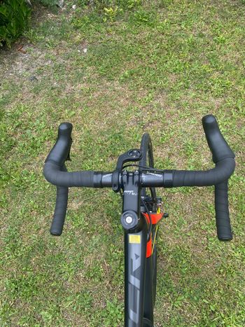 Used Giant TCR Advanced 2 2017 2017 Road & Gravel, Black — image 7 of 11