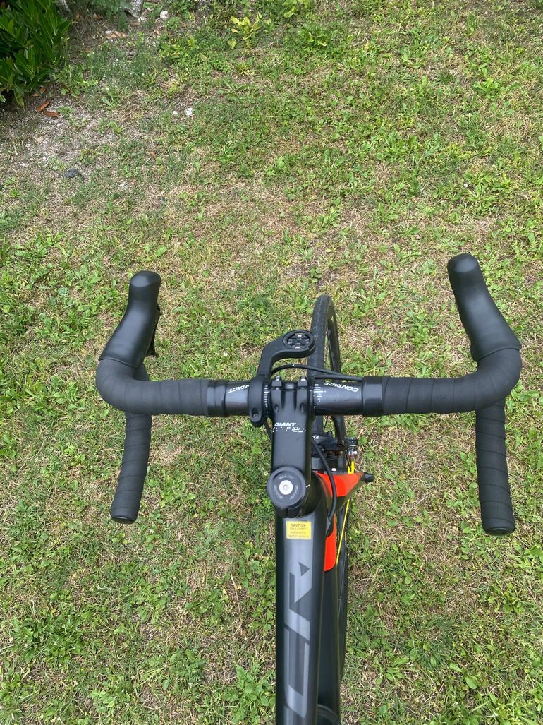 Used Giant TCR Advanced 2 2017 2017 Road & Gravel, Black — image 7 of 11