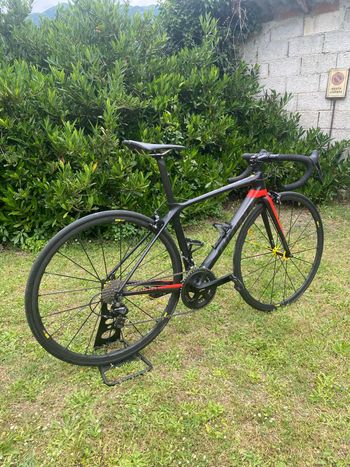 Used Giant TCR Advanced 2 2017 2017 Road & Gravel, Black — image 4 of 11