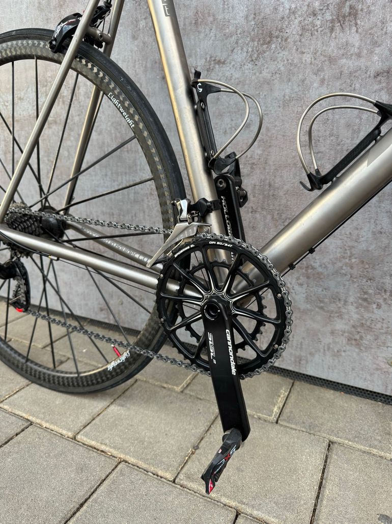 Used Mosaic Mosaic Custom SRAM Red 2016 Road & Gravel, Light Gray — image 2 of 17