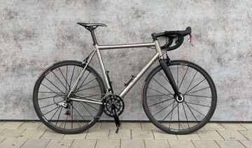 Used Mosaic Custom SRAM Red 2016 Road & Gravel