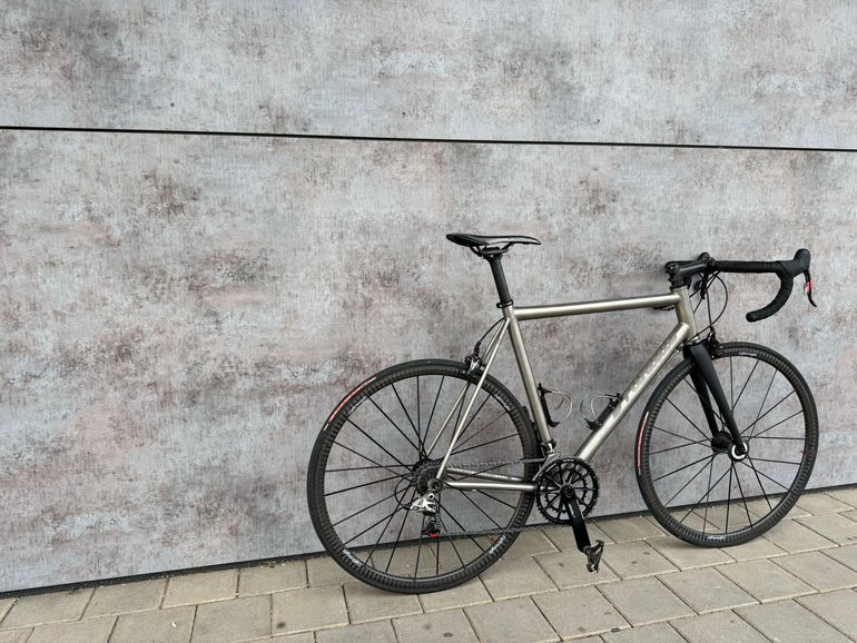 Used Mosaic Mosaic Custom SRAM Red 2016 Road & Gravel, Light Gray — image 8 of 17