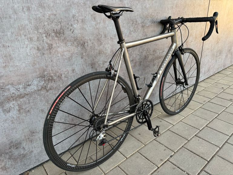 Used Mosaic Mosaic Custom SRAM Red 2016 Road & Gravel, Light Gray — image 3 of 17