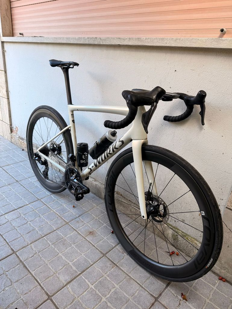 Used Specialized S-Works Tarmac SL8 - Shimano Dura-Ace Di2 2026 2026 Road & Gravel, White — image 1 of 3