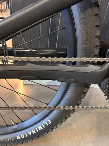 Used Specialized Turbo Levo 3 Comp Carbon 2023 2023 Mountainbike — image 5 of 17