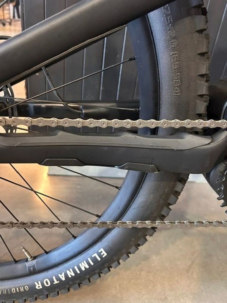 Used Specialized Turbo Levo 3 Comp Carbon 2023 2023 Mountainbike — image 5 of 17