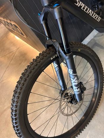 Used Specialized Turbo Levo 3 Comp Carbon 2023 2023 Mountainbike — image 12 of 17