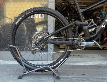 Used Specialized S-Works Enduro 2022 2022 Mountainbike, Black — image 3 of 5