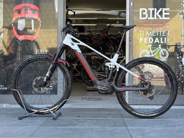 Used Mondraker CRAFTY CARBON R 2022 2022 Mountainbike — image 2 of 5