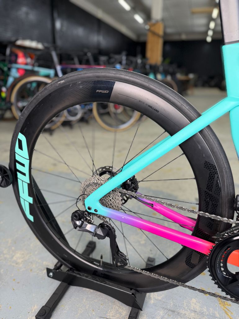 Used Specialized Tarmac SL7 Di2 Carbon 2022 Road & Gravel, Blue — image 11 of 24