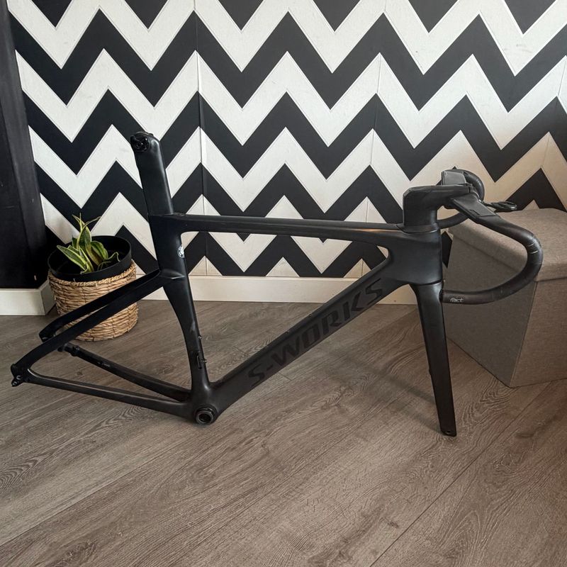 Used Specialized S-Works Venge Frameset 2020 Frameset 2020 Road & Gravel, Black — image 4 of 29
