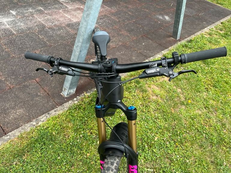 Used Canyon Canyon Torque On CF 9 2026 Mountainbike, Black — image 5 of 15