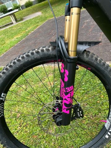 Brugt Canyon Torque On CF 9 2026 Mountainbike — billede 4 af 15