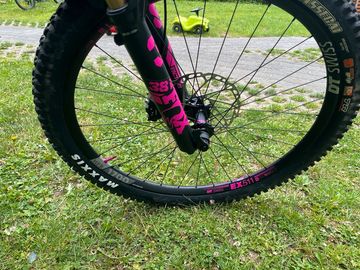 Brugt Canyon Torque On CF 9 2026 Mountainbike — billede 9 af 15
