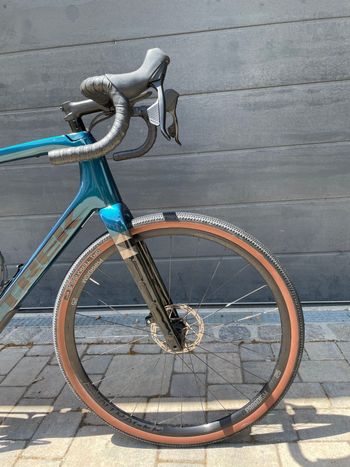 Used Trek Checkpoint SL 6 eTap 2022 2022 Road & Gravel, Green — image 4 of 9