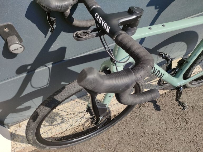 Used Canyon Grizl SRAM Rival eTap AXS 2024 Road & Gravel, Green — image 11 of 12