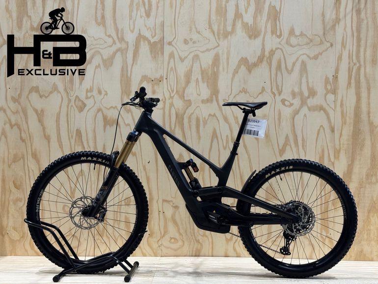 Used Canyon Torque:ON CF 9 Carbon Shimano XT 2024 Mountainbike, Black — image 2 of 13