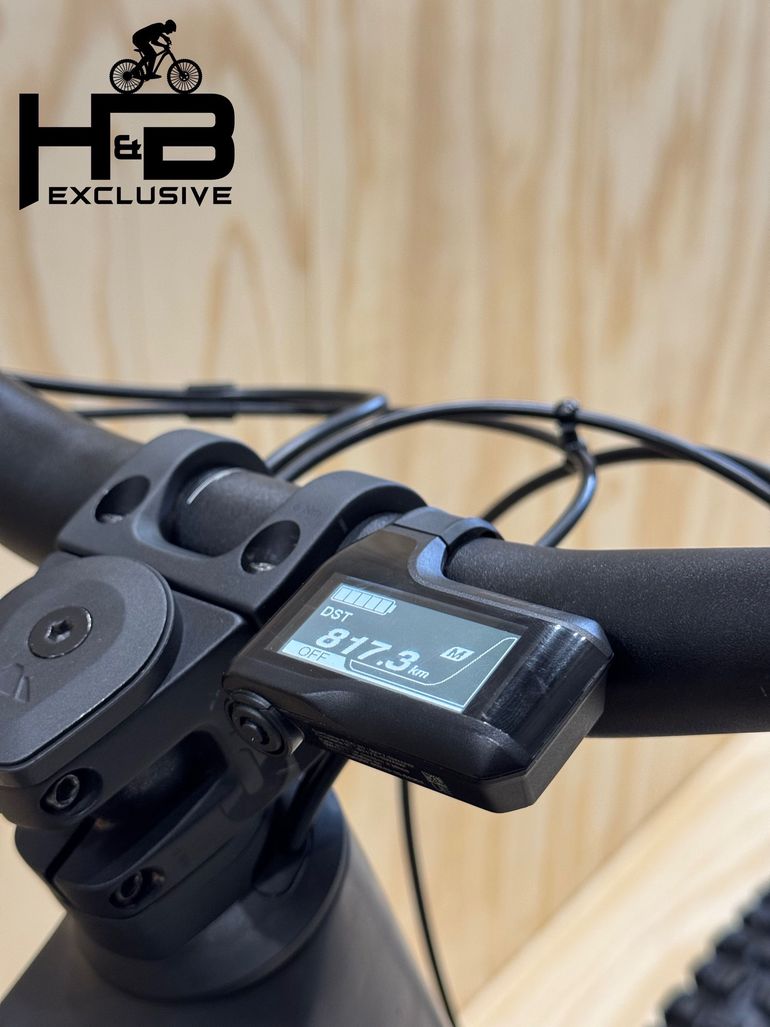 Used Canyon Torque:ON CF 9 Carbon Shimano XT 2024 Mountainbike, Black — image 8 of 13