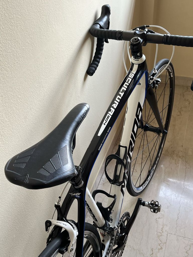 Used Merida Scultura Shimano 105 2017 Road & Gravel, Weiß — image 9 of 12