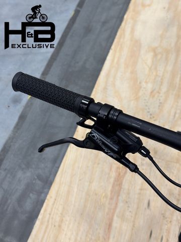 Used Giant Stance E+ 2 Shimano Deore 2023 Mountainbike, Black — image 5 of 13