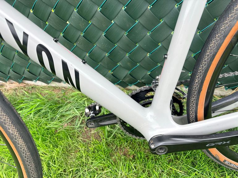 Used Canyon Grizl Shimano GRX 2022 Road & Gravel, Light Gray — image 11 of 12