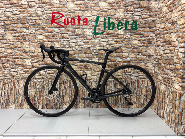 Used Specialized Tarmac SL7 Sport 2022 2022 Road & Gravel — image 3 of 10