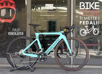 Used Bianchi Oltre Race 105 2023 2023 Road & Gravel