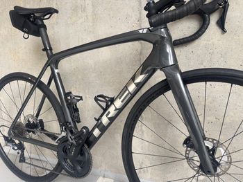 Used Trek Émonda SL 6 Disc 2021 2021 Road & Gravel — image 5 of 8