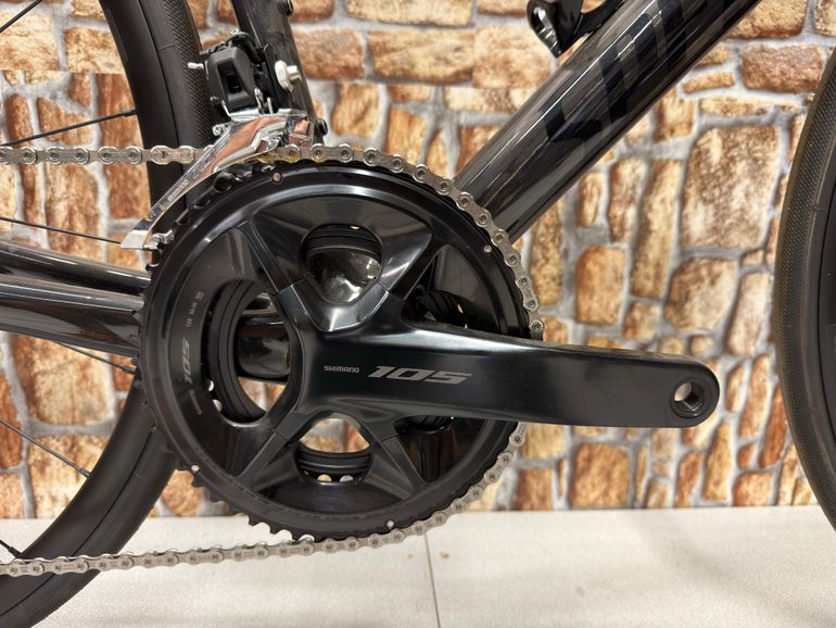 Used Specialized Tarmac SL7 Sport 2022 2022 Road & Gravel, Black — image 4 of 10
