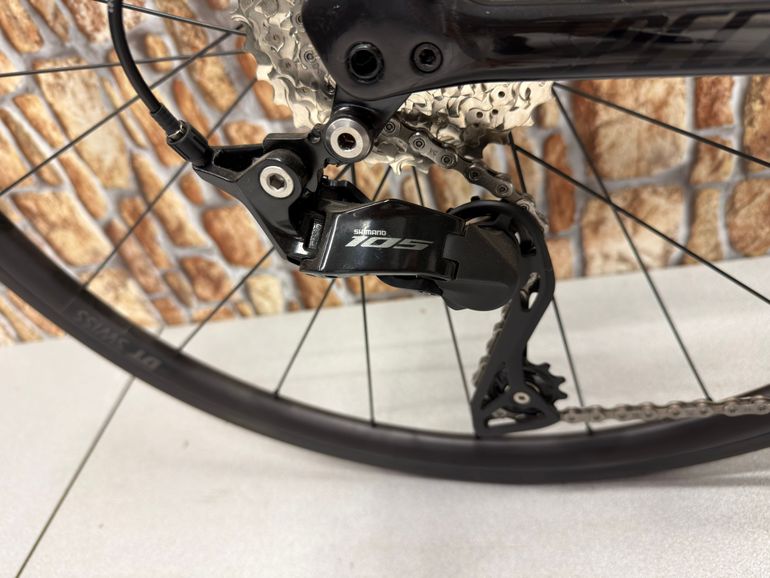 Used Specialized Tarmac SL7 Sport 2022 2022 Road & Gravel, Black — image 5 of 10
