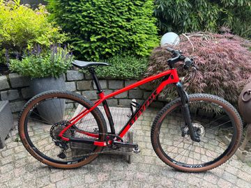 Used Stevens Sonora ES 2021 2021 Mountainbike, Red, 29 — image 1 of 12