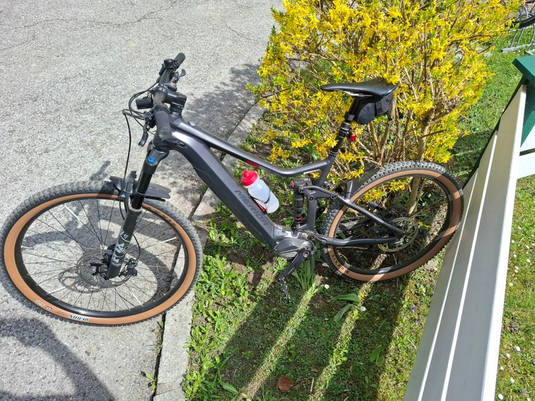 Used Merida eONE-FORTY 775 2023 2023 Mountainbike — image 2 of 8