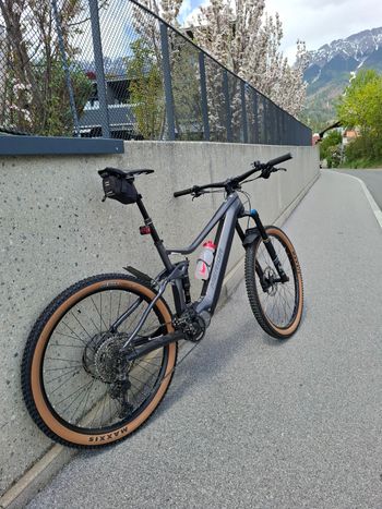 Used Merida eONE-FORTY 775 2023 2023 Mountainbike — image 5 of 8