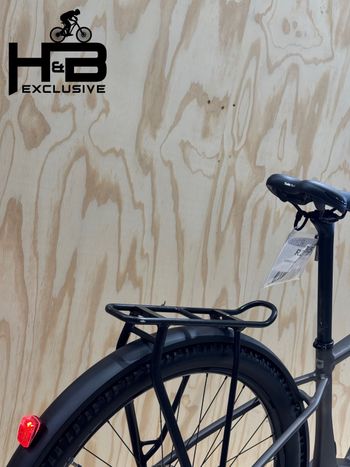 Used Focus Aventura² 6.8 Shimano Deore 2023 Mountainbike, Light Gray — image 12 of 15