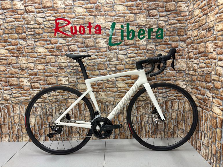 Used Specialized Tarmac SL7 Sport 2022 2022 Road & Gravel, White — image 1 of 9