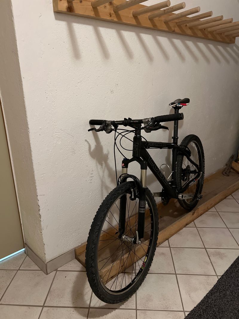Used CUBE Reaction 2012 Mountainbike, Black — image 3 of 3