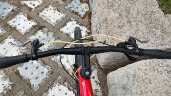 Used Specialized Sirrus X 2.0 2022 2022 Urban, Red — image 8 of 11
