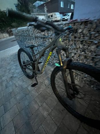 Used Specialized Specialized Stumpjumper 29“ 2019 2019 Mountainbike, Grün — image 12 of 31