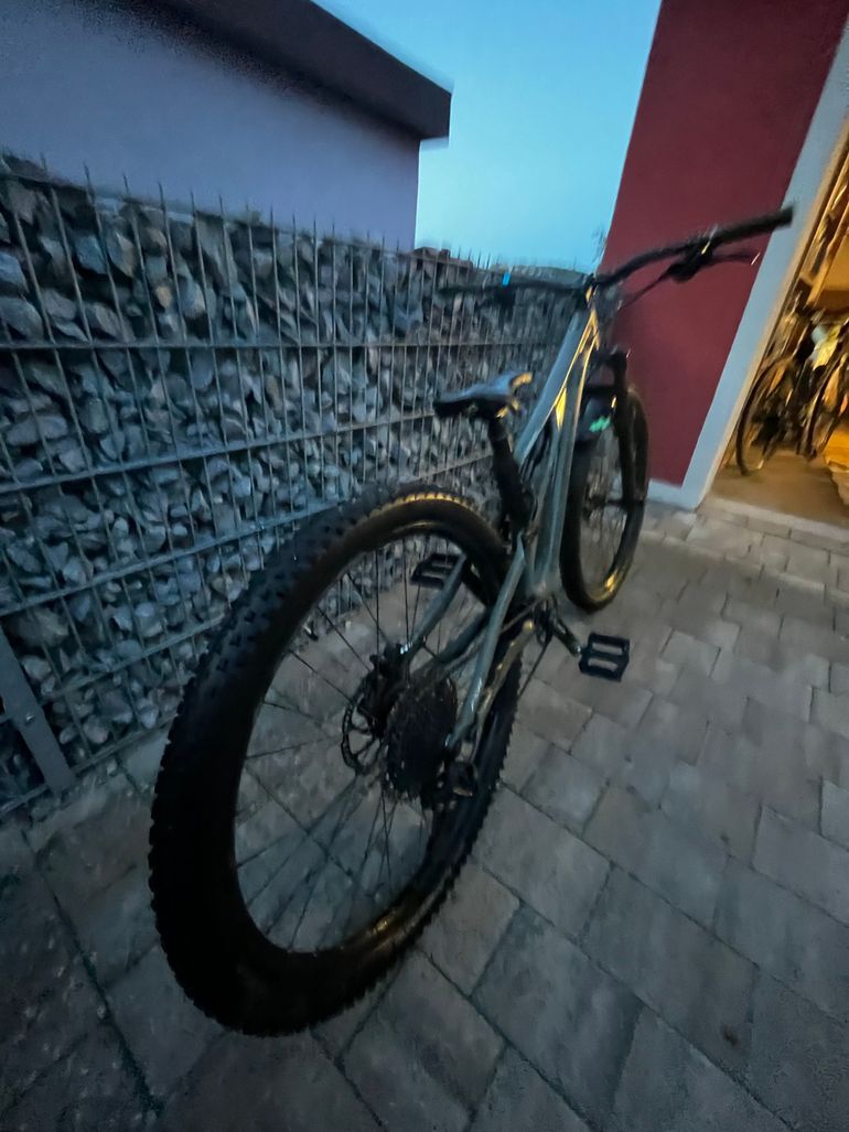 Used Specialized Specialized Stumpjumper 29“ 2019 2019 Mountainbike, Grün — image 15 of 31