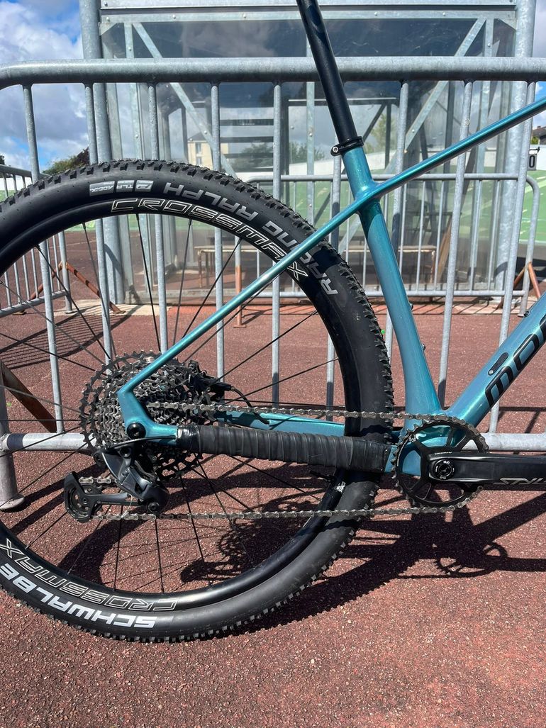 Used Mondraker CHRONO CARBON SE 2023 2023 Mountainbike, Blue, 29 — image 7 of 9