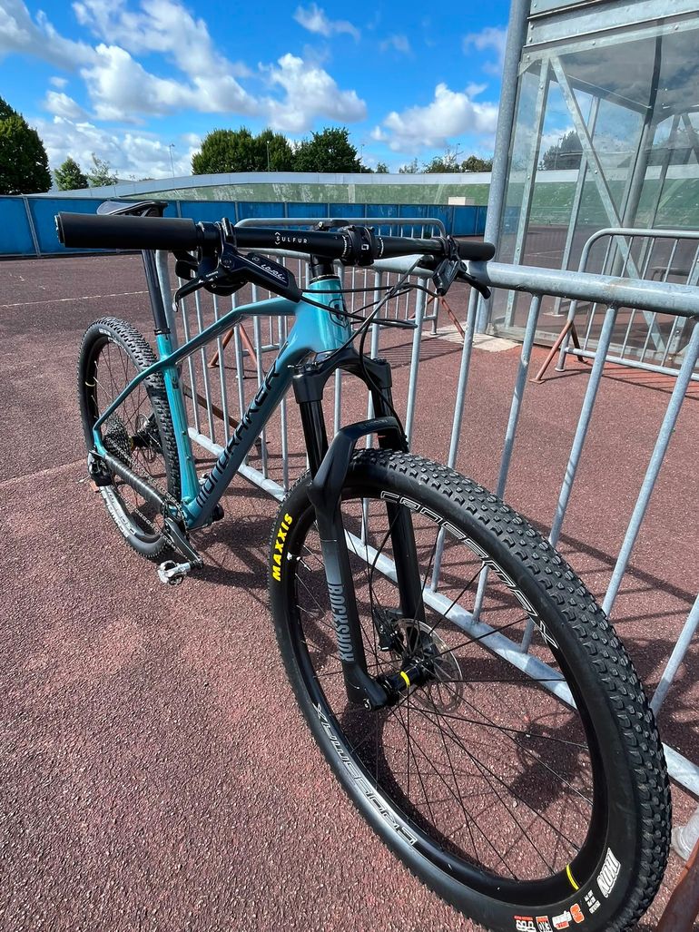 Used Mondraker CHRONO CARBON SE 2023 2023 Mountainbike, Blue, 29 — image 3 of 9