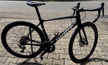 Used Giant TCR Advanced Pro Team Disc 2021 2021 Road & Gravel, Black — image 4 of 6