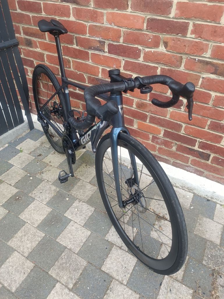 Used Giant Tcr Shimano Ultegra Di2 2025 Road & Gravel, Blue — image 2 of 8